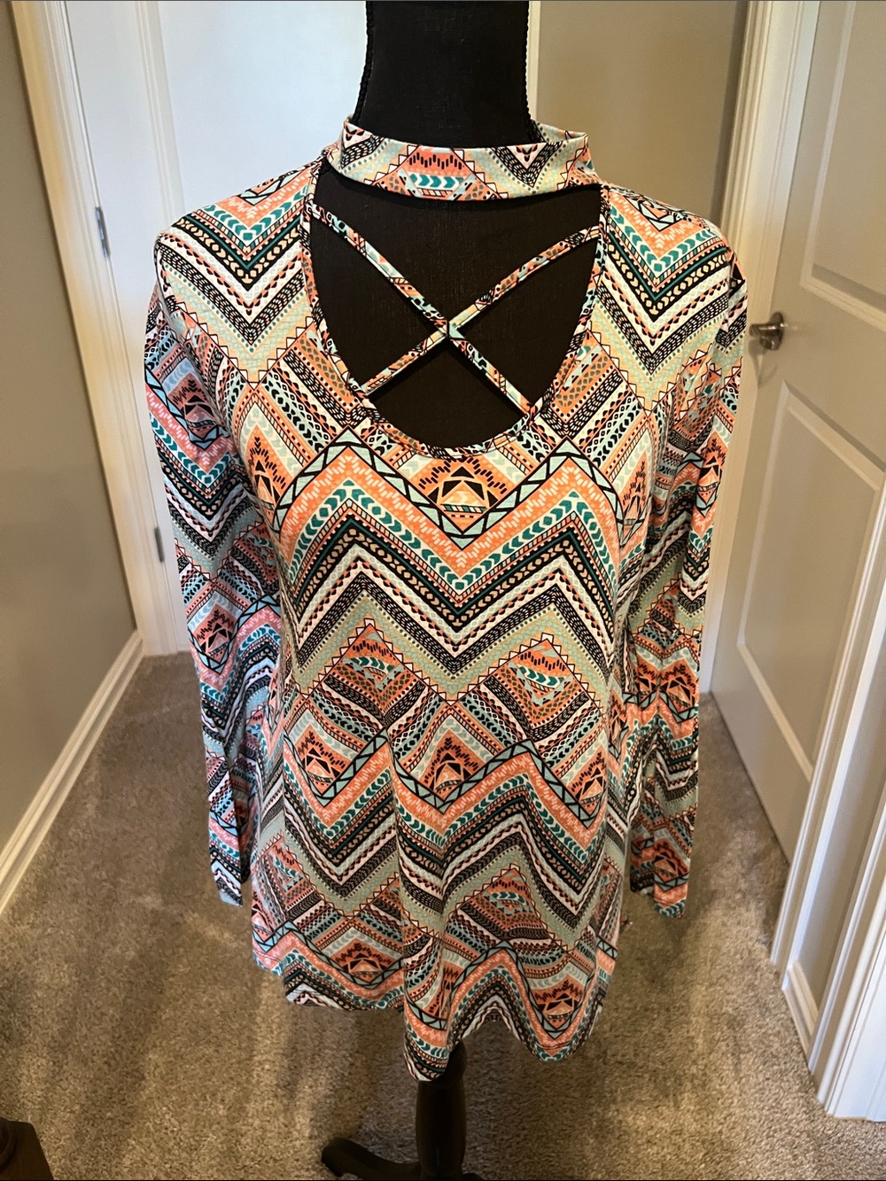 Bobbie Brooks Peach, Teal & Black Geometric Long-Sleeve Top with Choker